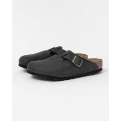 Sandały Boston Olejowana Skóra Rozmiar 38 - 0059461 Czarny. Czarne sandały męskie Birkenstock, z nubiku, bez zapięcia. Za 656.70 zł.