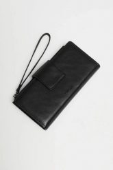 Duży portfel czarny. Czarne portfele damskie MOODO, bez wzorów, z poliesteru. Za 59.99 zł.