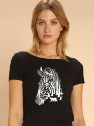 WOOOP Koszulka "Zebra" w kolorze czarnym rozmiar: L. Czarne bluzki damskie Wooop, l, bez wzorów, bez kołnierzyka. Za 87.81 zł.