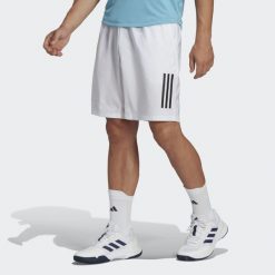 Club 3-Stripes Tennis Shorts. Białe szorty męskie Adidas, bez wzorów, z materiału, klasyczne. Za 196.00 zł.