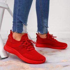 Buty sportowe siatkowe lekkie czerwone News 3634. Czerwone buty sportowe na co dzień damskie NEWS, bez wzorów, z gumy. Za 99.99 zł.
