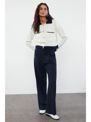 Trendyol Kardigan w kolorze biało-granatowym rozmiar: M. Białe kardigany damskie Trendyol, m, bez wzorów. Za 95.46 zł.