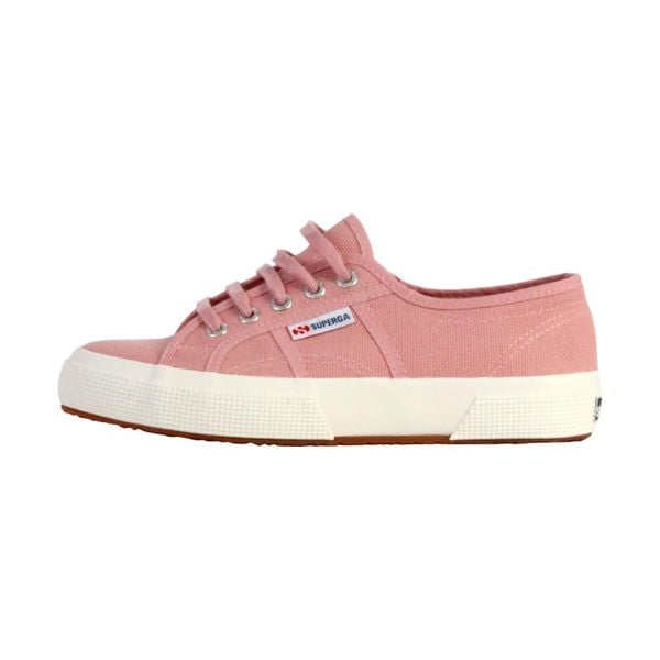 Klasyczne buty treningowe Superga 2750-Cotu. Czerwone obuwie treningowe damskie Superga, do biegania. Za 377.40 zł.