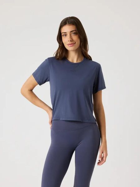 Bjorn_borg BORG CROPPED T-SHIRT — ODYSSEY GRAY. Szare t-shirty damskie Björn Borg, m, bez wzorów, bez kołnierzyka. Za 247.00 zł.