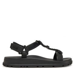 Sandały Melissa. Czarne sandały damskie Melissa, bez wzorów, bez obcasa, na płaskiej podeszwie. Za 369.99 zł.