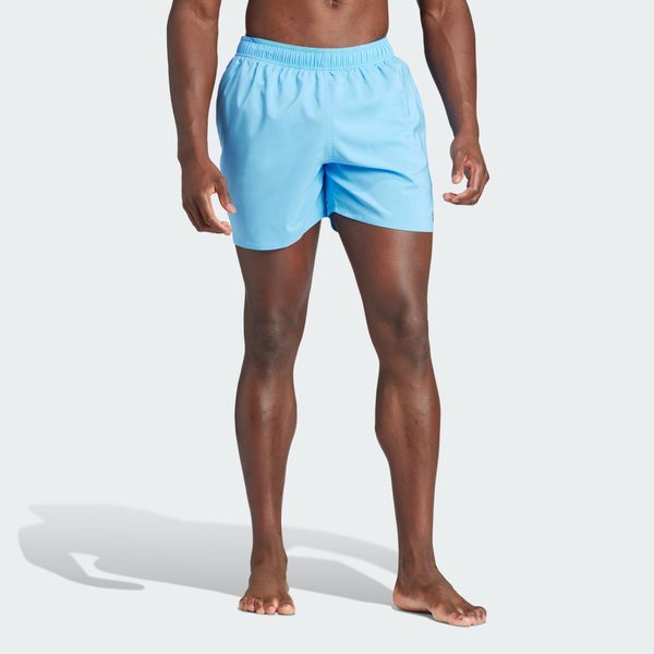 Szorty do pływania Solid CLX Short-Length. Białe szorty męskie Adidas, bez wzorów, z materiału, klasyczne. Za 139.00 zł.