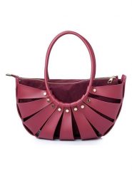 Lucky Bees Torebka "Ingrid" w kolorze bordowym - 35 x 18 x 15 cm rozmiar: onesize. Różowe torebki klasyczne damskie Lucky Bees, bez wzorów, z materiału, bez dodatków. Za 108.99 zł.