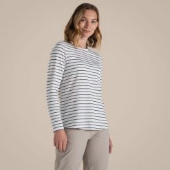 Longsleeve damski Craghoppers NosiLife Akona LS Top. Niebieskie topy damskie CRAGHOPPERS, bez wzorów, bez kołnierzyka. W wyprzedaży za 237.65 zł.