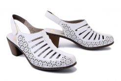 RIEKER 40959-80 weiss, sandały damskie. Białe sandały damskie Rieker, bez wzorów, ze skóry, bez obcasa, na obcasie. Za 179.94 zł.