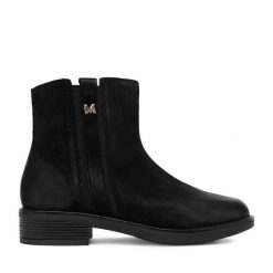 Botki MEXX. Czarne botki damskie Mexx, bez obcasa, na płaskiej podeszwie, bez zapięcia. Za 329.99 zł.
