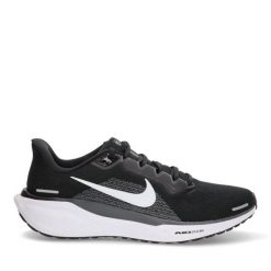 Buty do biegania męskie Nike Pegasus 41. Czarne obuwie do biegania damskie Nike. Za 590.85 zł.