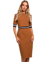 Made of emotion Sukienka w kolorze jasnobrązowym rozmiar: M. Brązowe sukienki damskie Made Of Emotion, m, bez wzorów, bez kołnierzyka, bez ramiączek, midi. Za 157.35 zł.