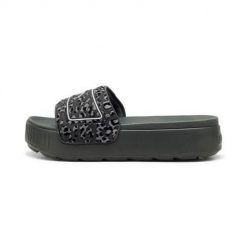Klapki damskie Puma Karmen Slide. Klapki damskie Puma, bez wzorów, z materiału, bez obcasa. Za 153.99 zł.