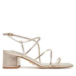 Sandały Steve Madden. Żółte sandały damskie Steve Madden, bez wzorów, bez obcasa, na słupku. Za 309.99 zł.
