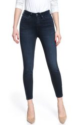 SPODNIE DAMSKIE LEE Scarlett High Zip MULBERRY L31BFGIT 112107014. Fioletowe spodnie materiałowe damskie Lee, bez wzorów, z jeansu, z podwyższonym stanem. W wyprzedaży za 99.99 zł.
