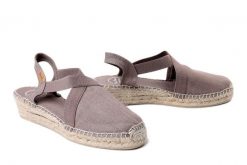 TONI PONS VERONA taupe, sandały damskie. Brązowe sandały damskie Toni Pons, bez wzorów, bez obcasa. Za 259.90 zł.