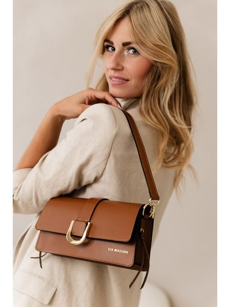 Lia Biassoni Skórzana torebka w kolorze jasnobrązowym - 27 x 14 x 6 cm rozmiar: onesize. Brązowe torebki klasyczne damskie Lia Biassoni, bez wzorów, z materiału, bez dodatków. Za 304.99 zł.