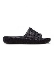 Crocs Klapki "Classic" w kolorze czarnym rozmiar: 34/35. Czarne klapki damskie Crocs, bez wzorów, bez obcasa. Za 55.95 zł.