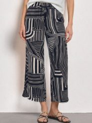 Street One spodnie z naciągiem Kobiety wiskoza niebieski, 46-26. Niebieskie spodnie materiałowe damskie Street One, bez wzorów, z wiskozy, street. Za 249.95 zł.