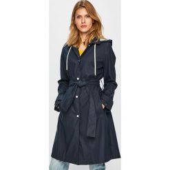 Tommy Hilfiger - Kurtka. Niebieskie kurtki damskie Tommy Hilfiger, bez wzorów, z materiału, z kapturem. W wyprzedaży za 459.90 zł.