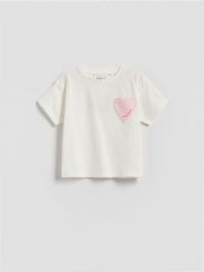 T-shirt z naszywką 3d - złamana biel. Koszulki dziewczęce Reserved, m, z aplikacjami, z bawełny, bez ramiączek. Za 25.99 zł.