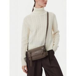 Torebka Badura. Brązowe torebki klasyczne damskie Badura, bez wzorów, bez dodatków. Za 199.99 zł.
