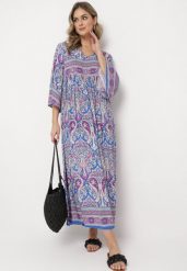 Niebiesko-Fioletowa Długa Sukienka Rozkloszowana z Rękawami 3/4 we Wzór Paisley Amarethia. Niebieskie sukienki damskie Born2be, l, bez wzorów, boho, bez kołnierzyka, bez ramiączek, maxi, rozkloszowane. W wyprzedaży za 87.99 zł.