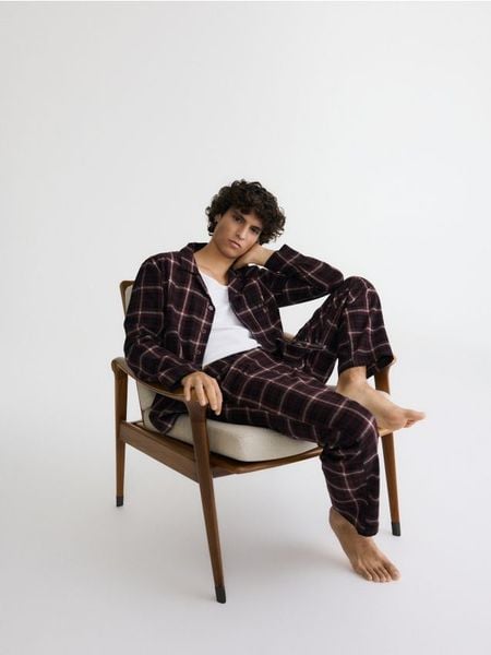 Dwuczęściowa piżama w kratę - mahoniowy. Brązowe piżamy męskie Reserved, l, bez wzorów, z bawełny, bez ramiączek. W wyprzedaży za 119.99 zł.