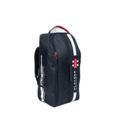 Torba na kółkach Gray-Nicolls Academy. Czarne torebki klasyczne damskie GRAY-NICOLLS, bez wzorów, bez dodatków. Za 470.50 zł.