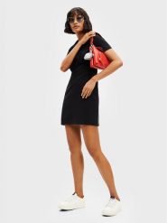 Desigual Sukienka codzienna Keira 22WWVW46 Czarny Slim Fit. Czarne sukienki damskie Desigual, na co dzień, xs, bez wzorów, z syntetyku, bez kołnierzyka, bez ramiączek, proste. Za 229.99 zł.