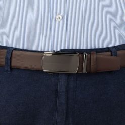 Pasek męski skórzany 3,5 cm klamra automatyczna Beltimore brązowy 53-577 : Kolory - brązowy, beżowy, Rozmiar pasków - r.115-130 cm. Brązowe paski męskie bez wzorów, ze skóry, wizytowe. Za 64.99 zł.