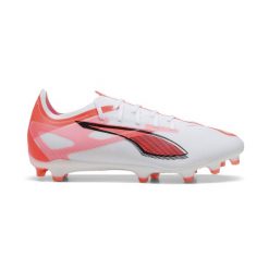 Buty piłkarskie Puma Ultra 5 Match FG/AG. Białe buty fitness męskie Puma, do piłki nożnej. W wyprzedaży za 294.05 zł.