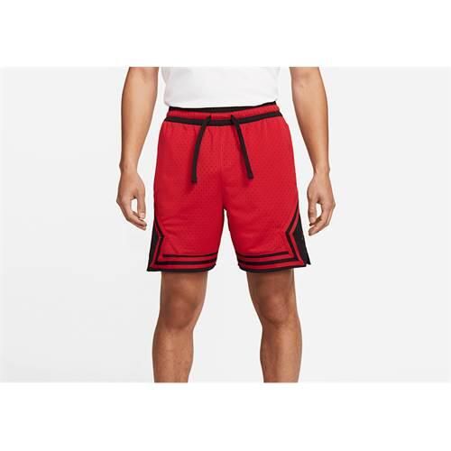 Spodnie koszykarskie męskie Nike Air Jordan Dri-fit. Czerwone szorty męskie Nike, bez wzorów, z materiału, sportowe. Za 199.00 zł.