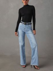 Milan Kiss Koszulka w kolorze czarnym rozmiar: S. Czarne bluzki damskie Milan Kiss, s, bez wzorów, bez kołnierzyka, bez ramiączek. Za 130.81 zł.