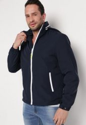 Granatowa Kurtka Wiatrówka z Kapturem Schowanym w Kołnierzu Fioratte. Niebieskie kurtki męskie Born2be, l, bez wzorów, z kapturem. Za 139.99 zł.