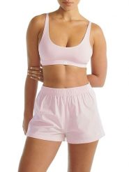 Adidas Szorty w kolorze jasnoróżowym rozmiar: M. Różowe szorty damskie Adidas, bez wzorów, z bawełny. Za 74.11 zł.