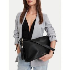Torebka Nine West. Czarne torebki klasyczne damskie Nine West, bez wzorów, bez dodatków. Za 229.99 zł.