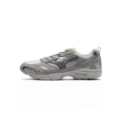 Buty Mizuno MXR - Szare. Szare buty sportowe na co dzień damskie Mizuno, bez wzorów, z gumy, trekkingowe. Za 533.15 zł.