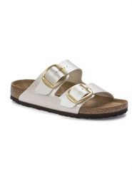 Birkenstock Klapki "Arizona Big Buckle" w kolorze białym rozmiar: 39. Białe klapki damskie Birkenstock, bez wzorów, bez obcasa. Za 472.06 zł.