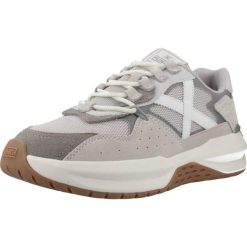 Buty MUNICH NEXA 18 Szary. Szare buty trekkingowe męskie munich, ze skóry, bez zapięcia. Za 448.99 zł.