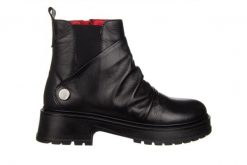 Botki Bayla-161 177 4008 Black 161618, Czarny, Skóra naturalna - 41. Czarne botki damskie Bayla, na zimę, z gumy, eleganckie, z okrągłym noskiem, za kostkę, bez obcasa, bez zapięcia. W wyprzedaży za 242.10 zł.