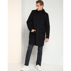 PŁASZCZ MĘSKI Z WEŁNĄ. Szare płaszcze męskie TOP SECRET, na jesień, m, bez wzorów, z wełny, eleganckie. W wyprzedaży za 139.99 zł.