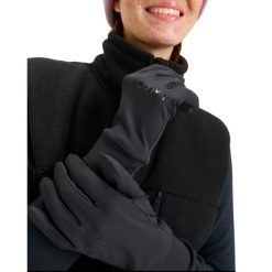 Rękawiczki cienkie dla Kobiety HYDROSMART. Czarne rękawiczki damskie Roxy, na zimę, bez wzorów, z elastanu. Za 159.99 zł.