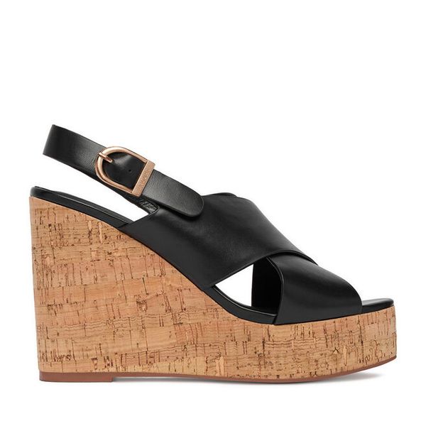 Sandały Badura. Czarne sandały damskie Badura, bez wzorów, bez obcasa, na koturnie. Za 229.99 zł.