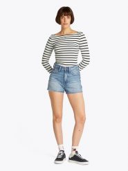 TOMMY JEANS Koszulka w kolorze czarno-białym rozmiar: L. Białe bluzki damskie Tommy Jeans, l, bez wzorów, z jeansu, bez kołnierzyka, bez ramiączek. Za 127.35 zł.
