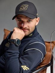 4F Czapka z daszkiem uniseks 4F x Bartosz Zmarzlik - czarna L/XL. Czarne czapki z daszkiem damskie 4f, bez wzorów, z elastanu. Za 119.99 zł.