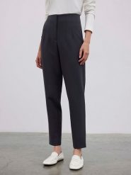 BGN Spodnie w kolorze antracytowym rozmiar: 38. Czarne spodnie materiałowe damskie BGN, bez wzorów, z materiału, z podwyższonym stanem. Za 157.35 zł.