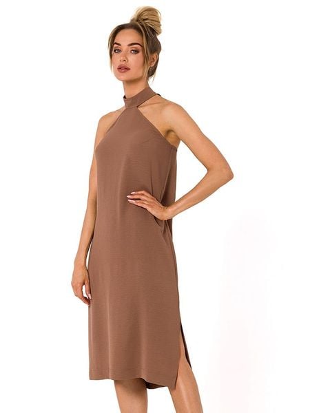 Made of emotion Sukienka w kolorze jasnobrązowym rozmiar: S. Brązowe sukienki damskie Made Of Emotion, na co dzień, s, bez wzorów, bez kołnierzyka, bez ramiączek, midi, proste. Za 174.02 zł.