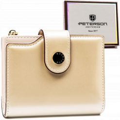 Portfel damski Peterson PTN 012-LAK kremowy. Białe portfele damskie Peterson, bez wzorów, ze skóry ekologicznej. Za 54.00 zł.