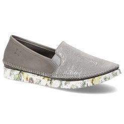 Półbuty damskie Maciejka, wsuwane skóry naturalne z wytłoczonym logo i gumowym ściągaczem, popielate, 03512-03-00-0. Szare półbuty damskie Maciejka, bez wzorów, z gumy, bez obcasa. Za 225.00 zł.
